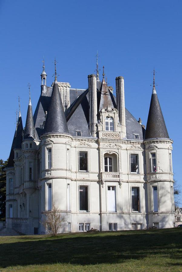 Chateau Marieville Bonneuil-Matours Εξωτερικό φωτογραφία